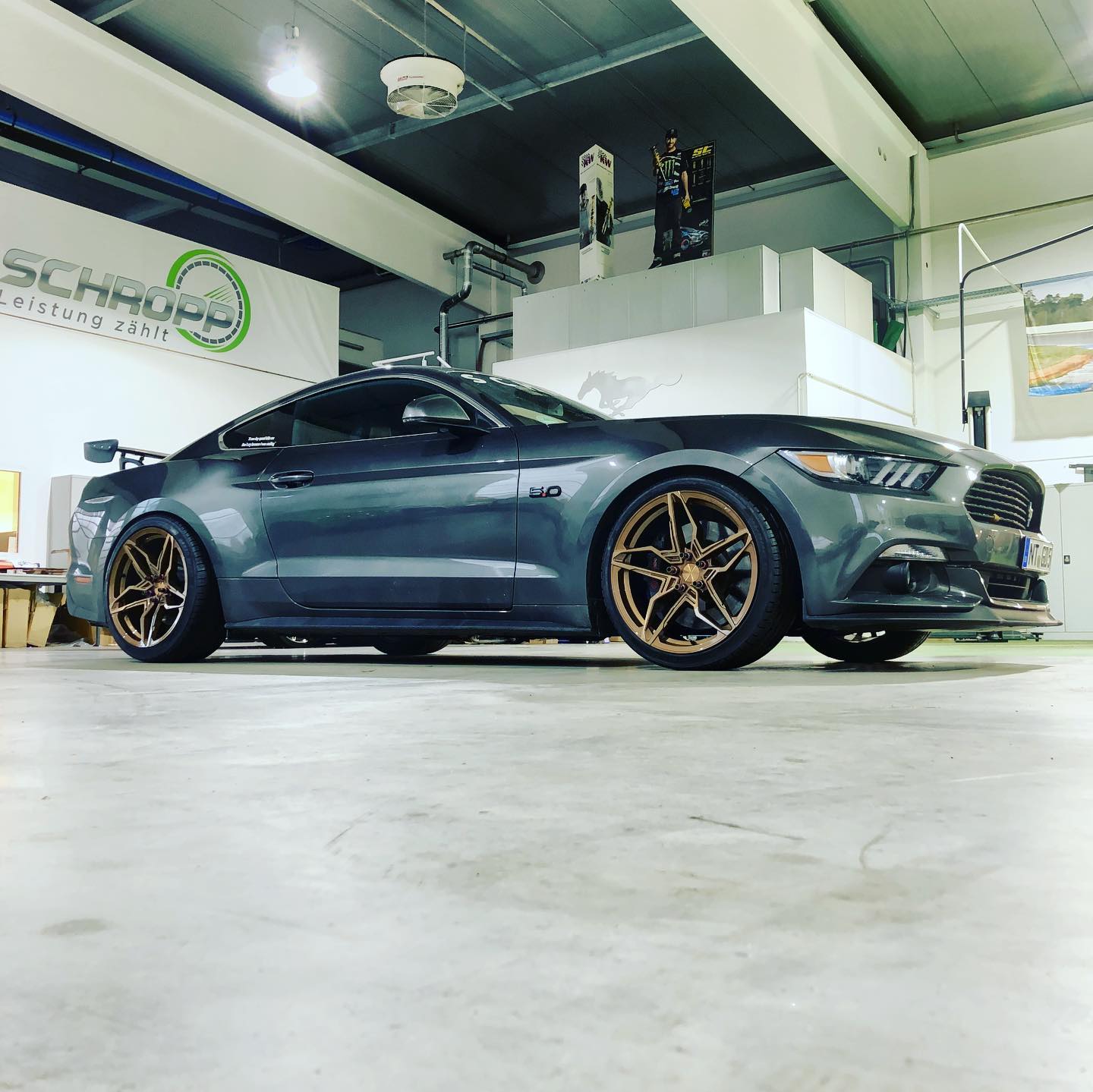 Corspeed Kharma 20 Zoll Felgensatz für Mustang 6 & 7 - Silber