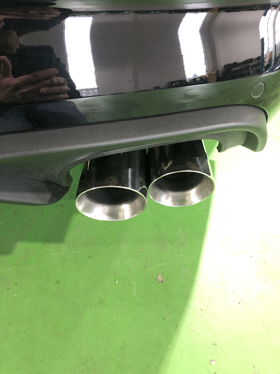 Schropp Endrohr-Set 4x100 mm für Mustang 6 FL & Mustang 7 Serienabgasanlage – mit Gutachten
