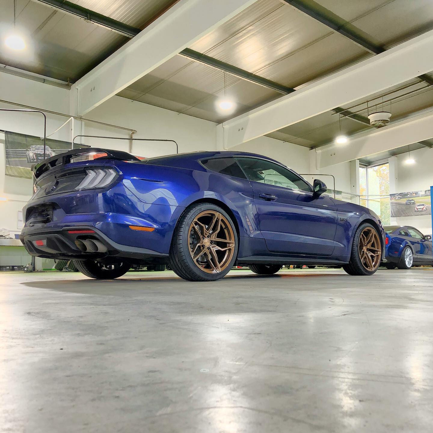 Corspeed Kharma 20 Zoll Felgensatz für Mustang 6 & 7 - Silber